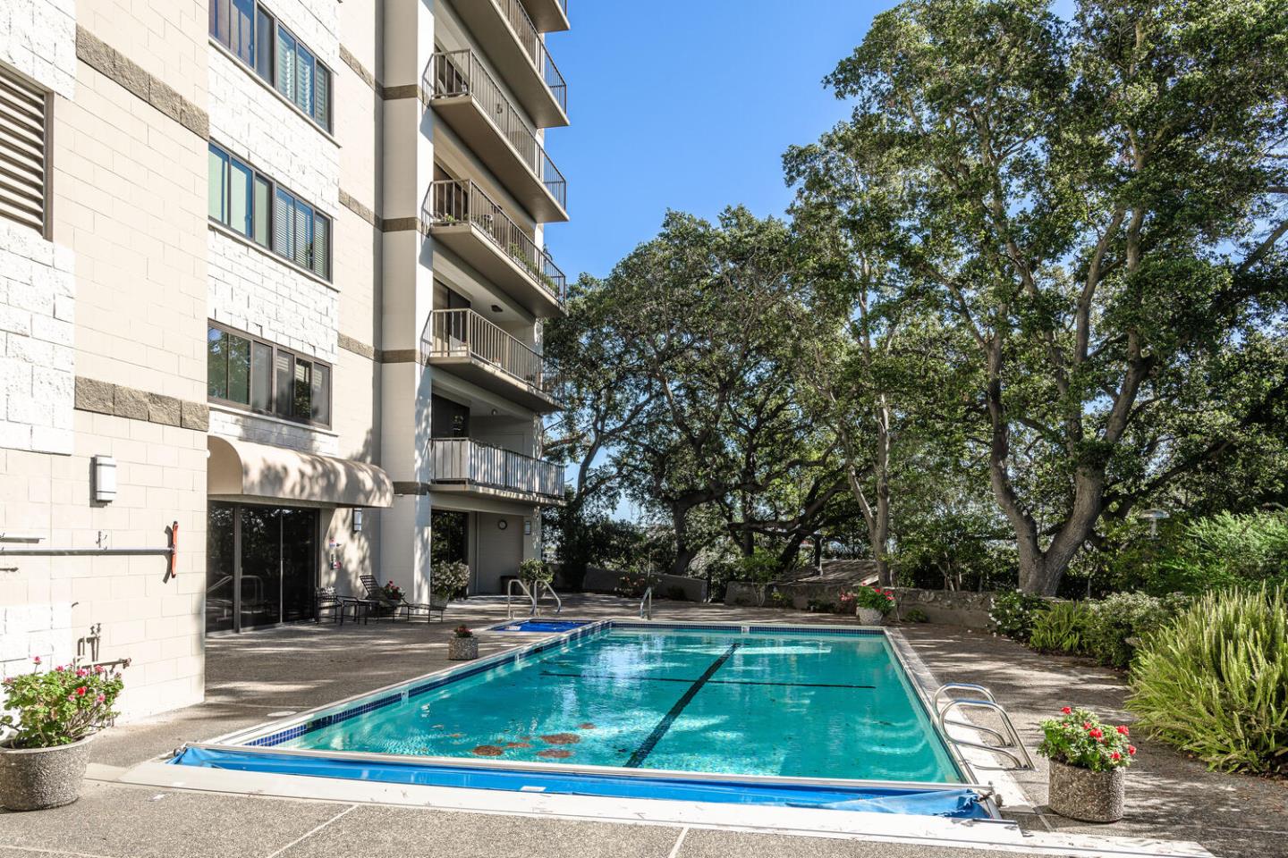 Detail Gallery Image 27 of 33 For 50 Mounds Rd, San Mateo,  CA 94402 - 2 Beds | 2 Baths