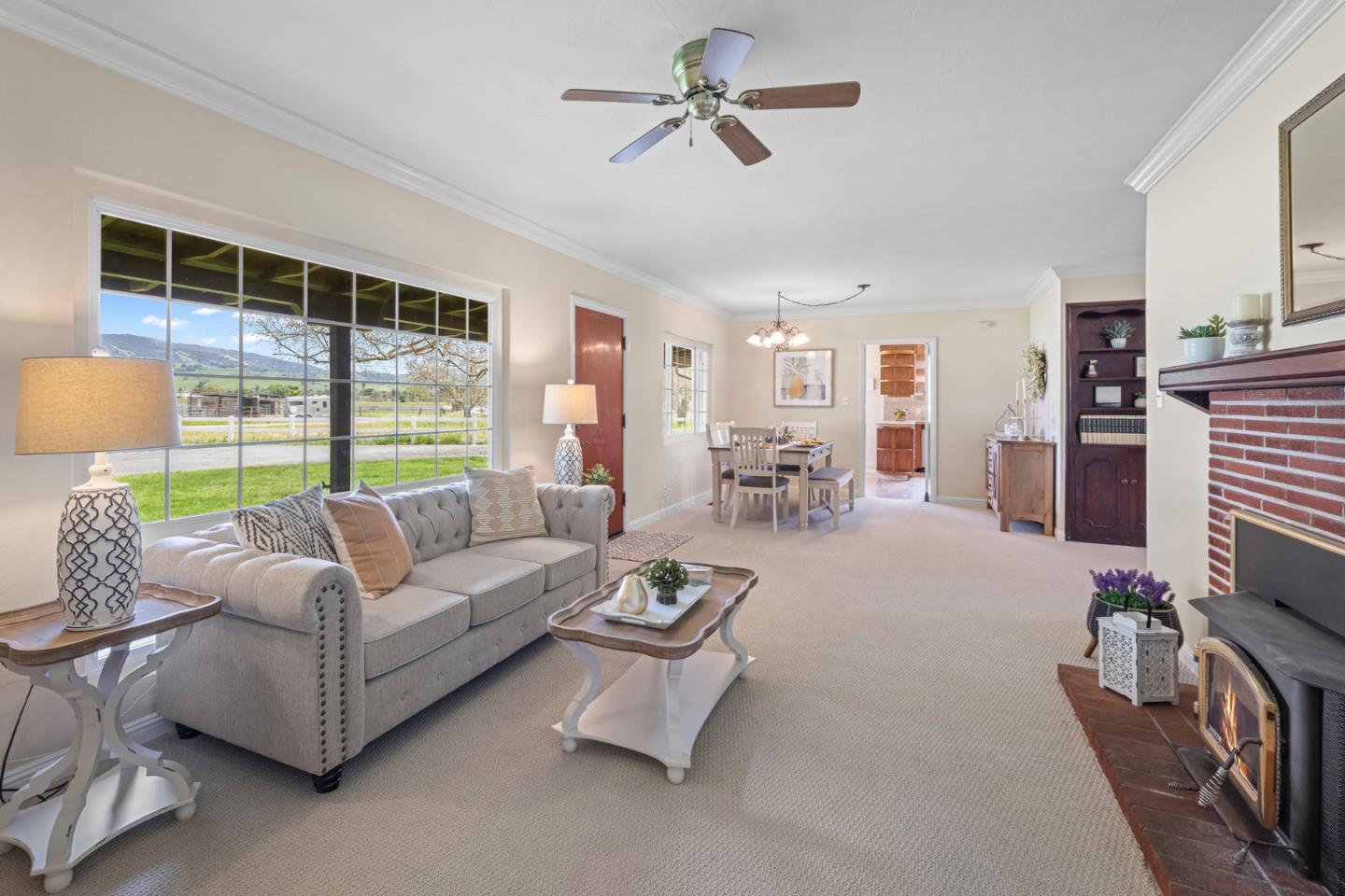 Detail Gallery Image 11 of 64 For 13755 Columbet Ave, San Martin,  CA 95046 - 3 Beds | 2 Baths