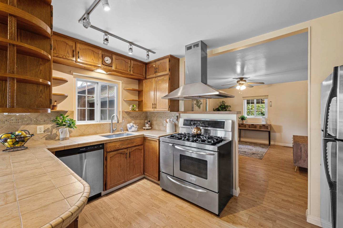 Detail Gallery Image 24 of 64 For 13755 Columbet Ave, San Martin,  CA 95046 - 3 Beds | 2 Baths