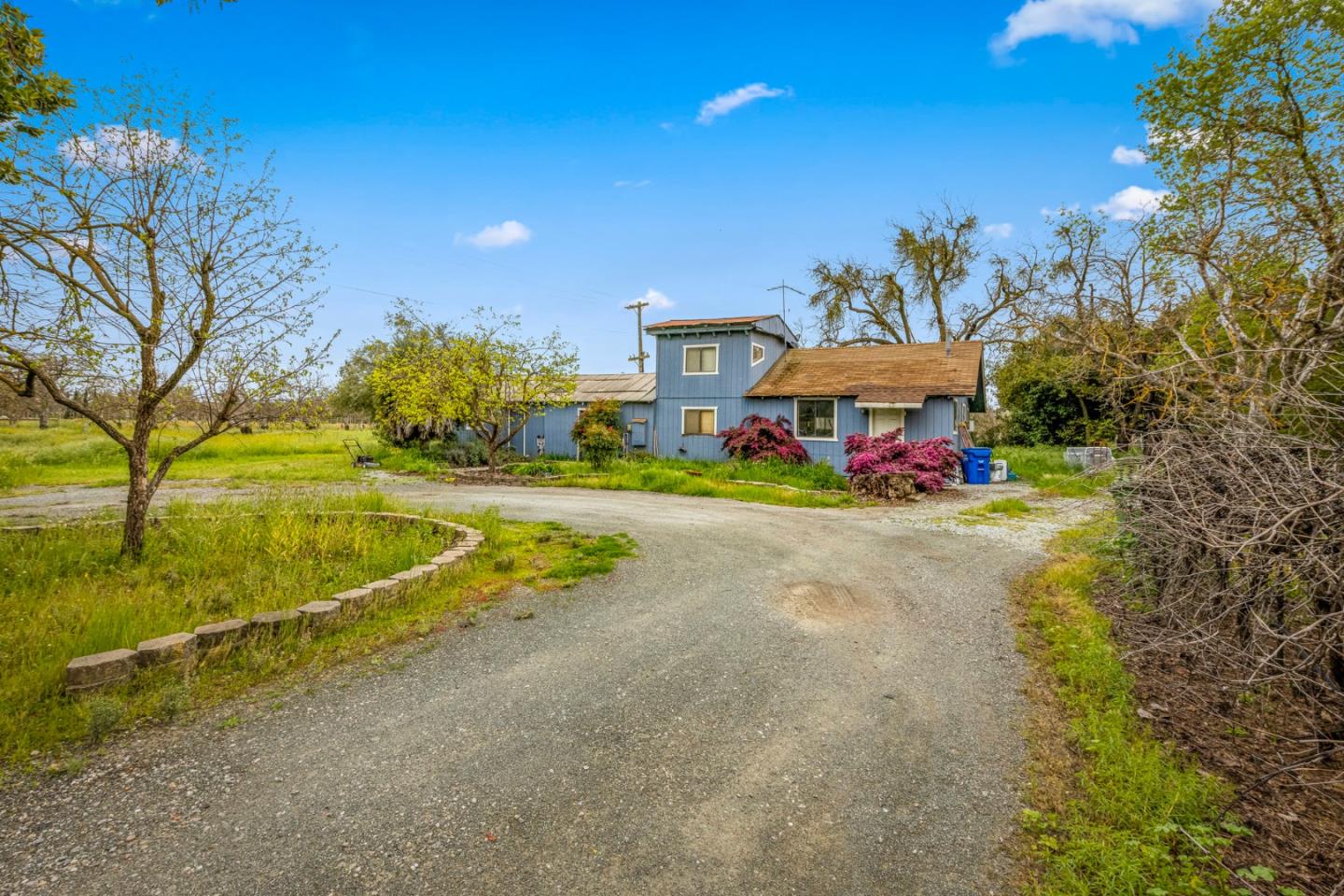 Detail Gallery Image 59 of 64 For 13755 Columbet Ave, San Martin,  CA 95046 - 3 Beds | 2 Baths