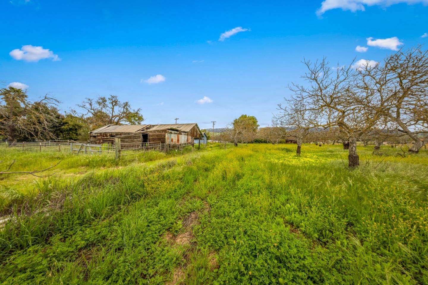 Detail Gallery Image 61 of 64 For 13755 Columbet Ave, San Martin,  CA 95046 - 3 Beds | 2 Baths