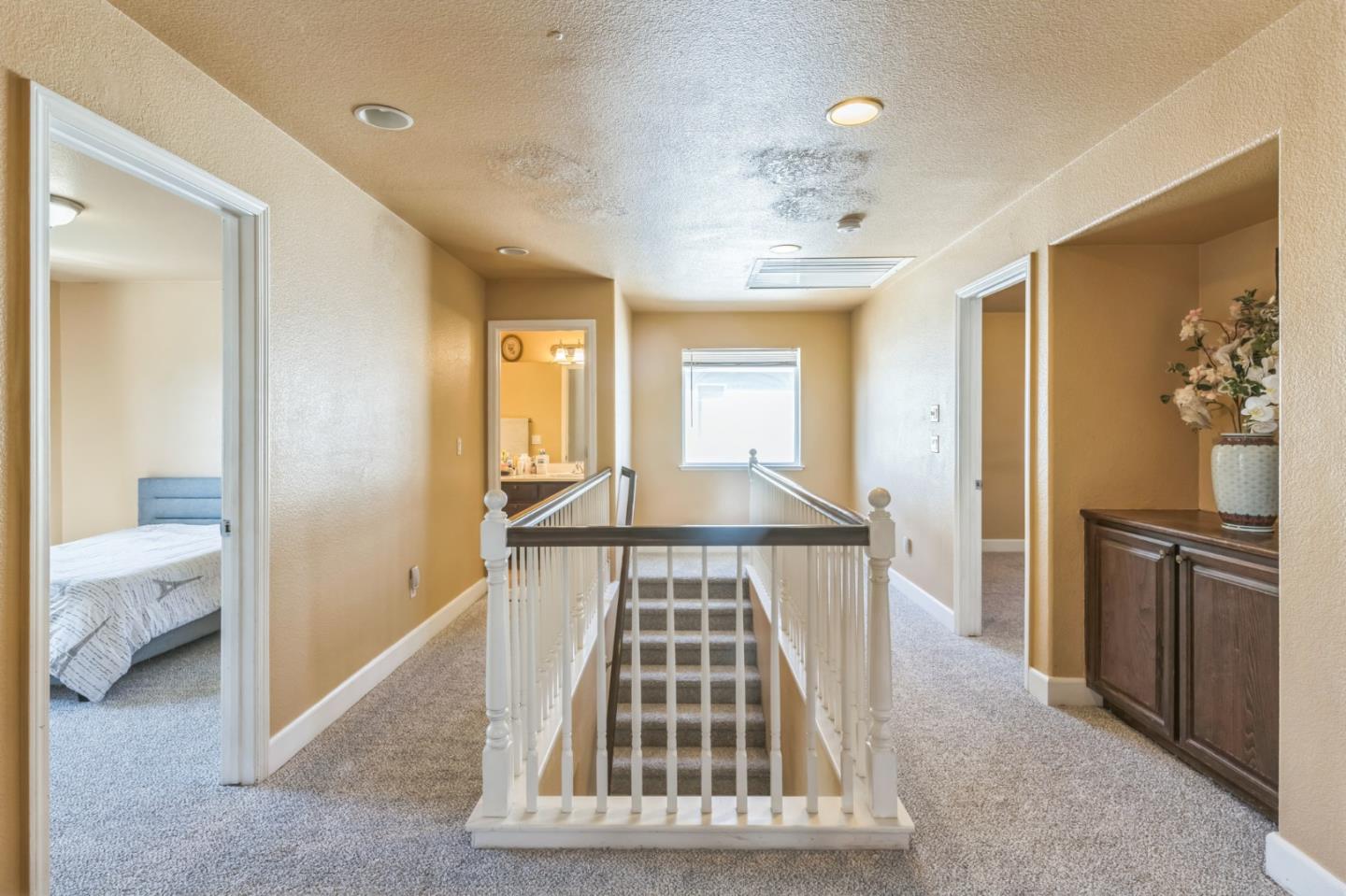 Detail Gallery Image 6 of 18 For 1512 Marigold Dr, Patterson,  CA 95363 - 6 Beds | 3 Baths