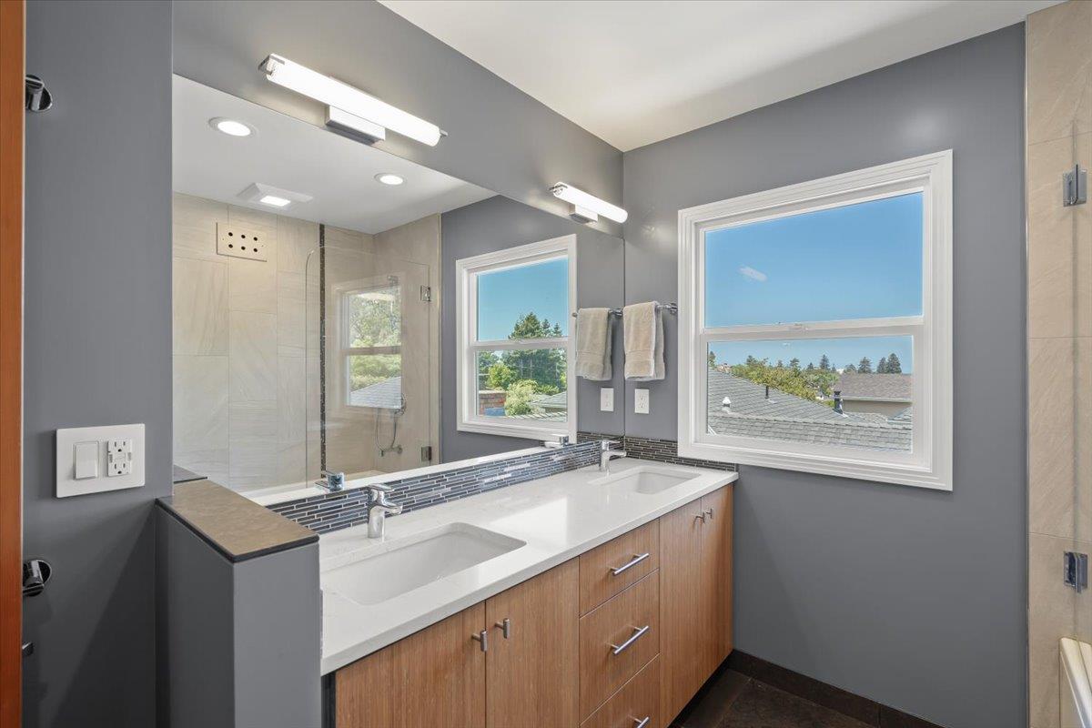 Detail Gallery Image 32 of 46 For 734 Oregon Ave, San Mateo,  CA 94402 - 4 Beds | 3/1 Baths