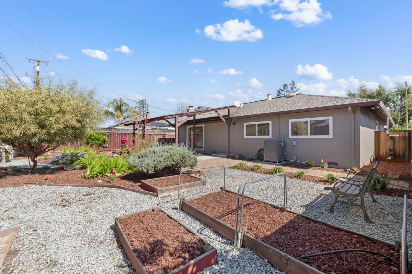 Detail Gallery Image 34 of 42 For 5273 Estrade Dr, San Jose,  CA 95118 - 3 Beds | 2 Baths