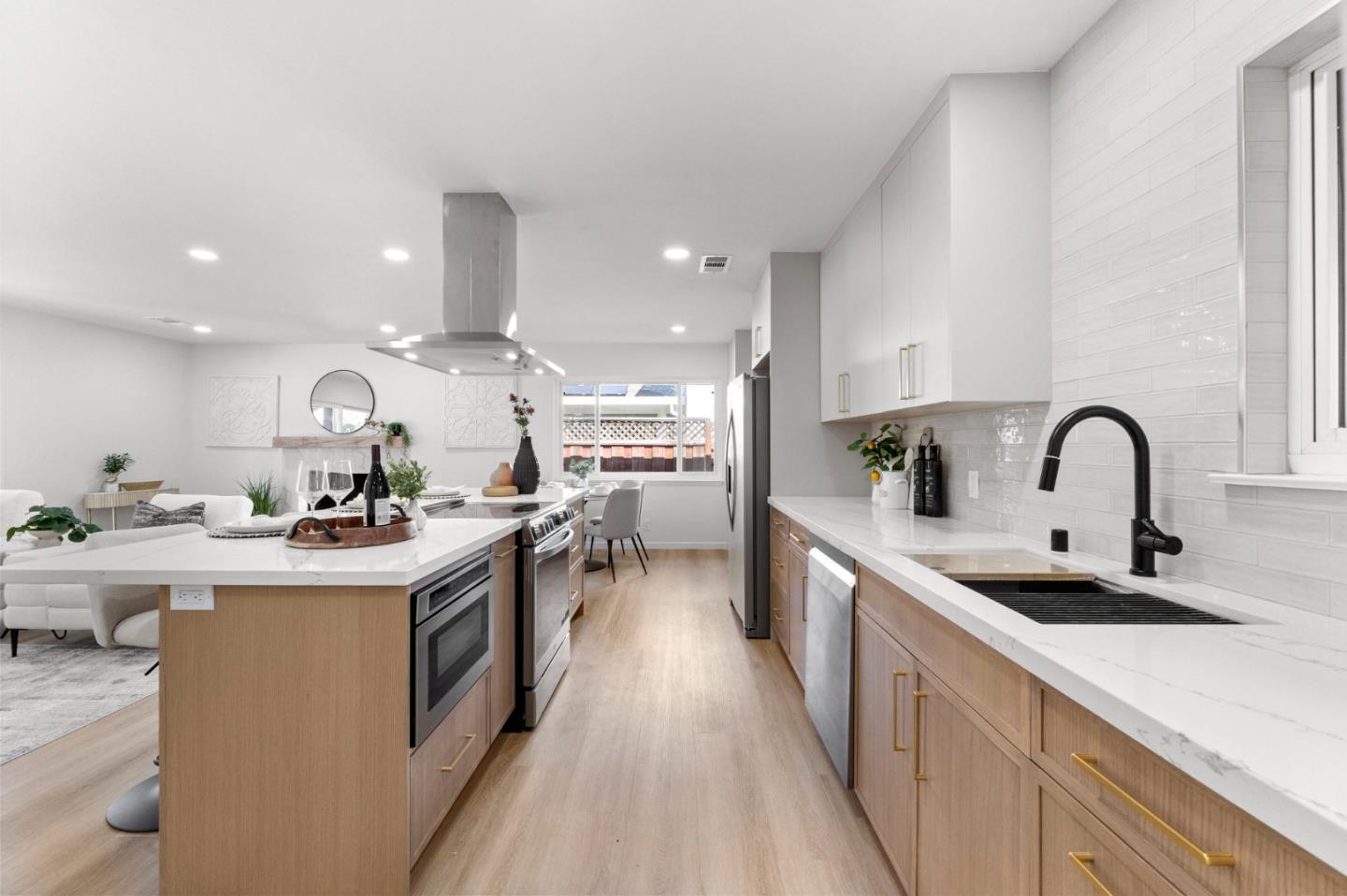 Detail Gallery Image 6 of 42 For 5273 Estrade Dr, San Jose,  CA 95118 - 3 Beds | 2 Baths