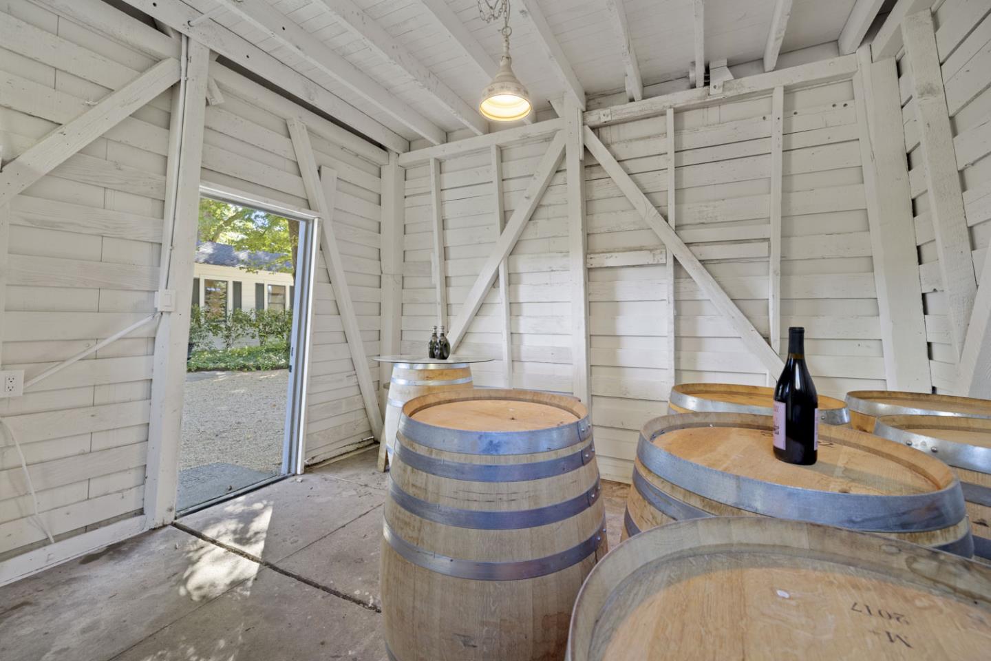Detail Gallery Image 10 of 178 For 2551 Grant St, Calistoga,  CA 94515 - 6 Beds | 6/2 Baths