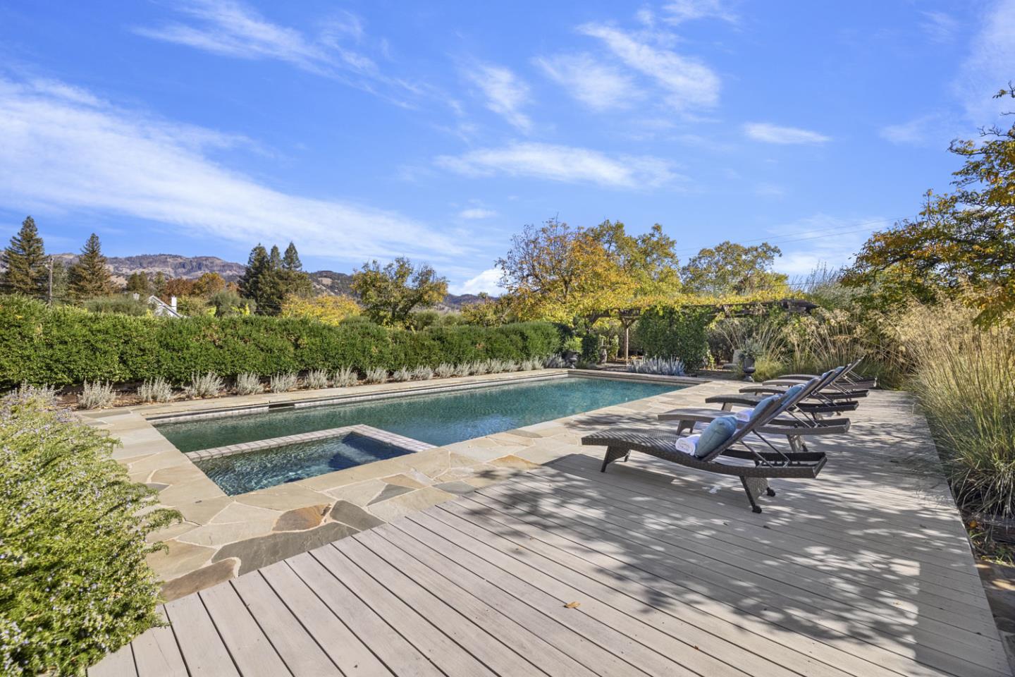 Detail Gallery Image 101 of 178 For 2551 Grant St, Calistoga,  CA 94515 - 6 Beds | 6/2 Baths