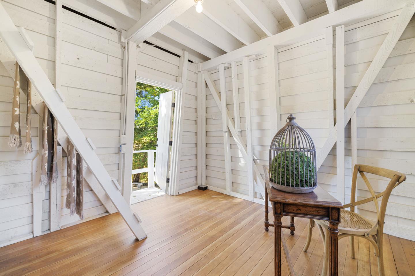 Detail Gallery Image 13 of 178 For 2551 Grant St, Calistoga,  CA 94515 - 6 Beds | 6/2 Baths