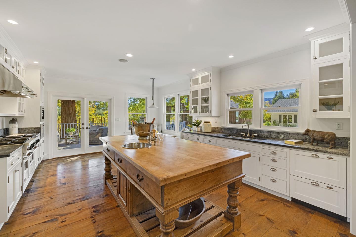Detail Gallery Image 46 of 178 For 2551 Grant St, Calistoga,  CA 94515 - 6 Beds | 6/2 Baths