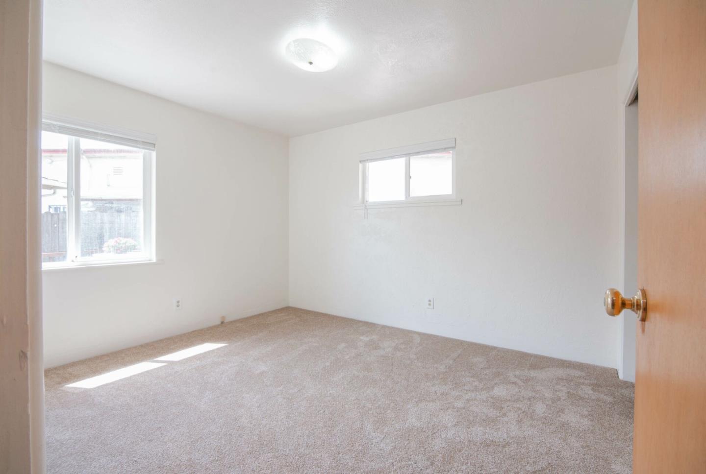 Detail Gallery Image 12 of 27 For 90 Beverly Dr, Watsonville,  CA 95076 - 4 Beds | 2 Baths