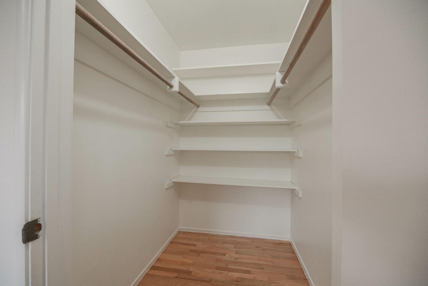 Detail Gallery Image 16 of 27 For 90 Beverly Dr, Watsonville,  CA 95076 - 4 Beds | 2 Baths