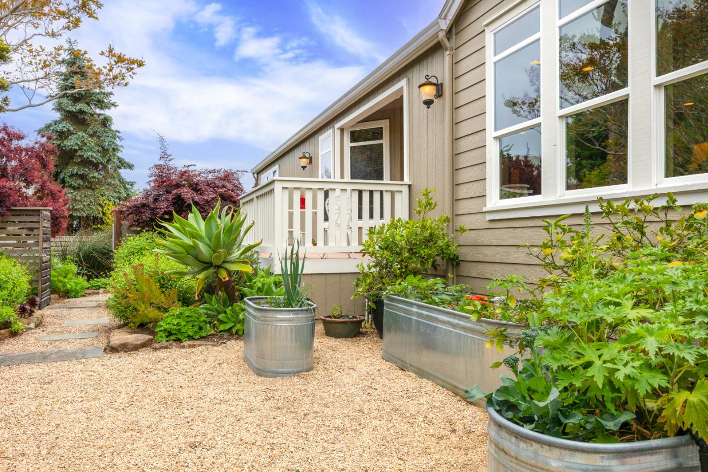 Detail Gallery Image 2 of 39 For 2655 Brommer St #53,  Santa Cruz,  CA 95062 - 3 Beds | 2 Baths