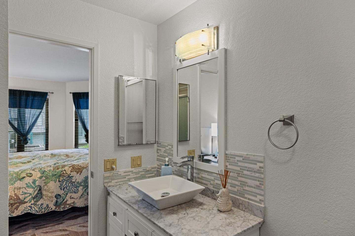 Detail Gallery Image 15 of 35 For 1 Surf Way #129,  Monterey,  CA 93940 - 2 Beds | 2 Baths