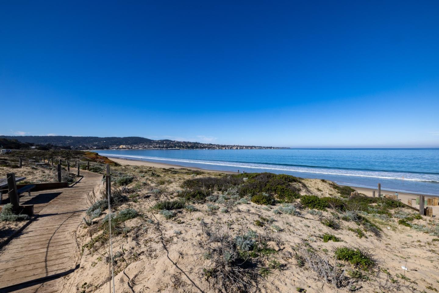 Detail Gallery Image 33 of 35 For 1 Surf Way #129,  Monterey,  CA 93940 - 2 Beds | 2 Baths