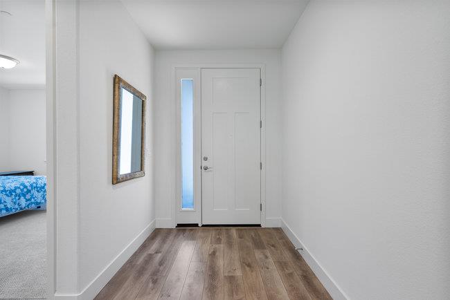 Detail Gallery Image 14 of 70 For 2008 White Oak Dr, Hollister,  CA 95023 - 2 Beds | 2 Baths