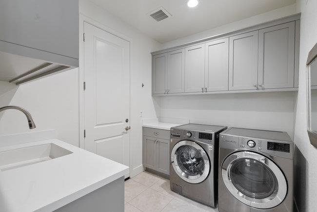 Detail Gallery Image 27 of 70 For 2008 White Oak Dr, Hollister,  CA 95023 - 2 Beds | 2 Baths