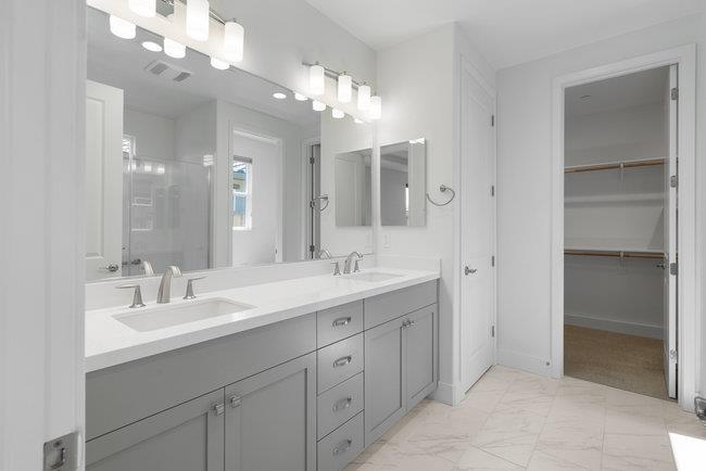 Detail Gallery Image 32 of 70 For 2008 White Oak Dr, Hollister,  CA 95023 - 2 Beds | 2 Baths