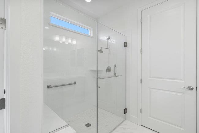 Detail Gallery Image 33 of 70 For 2008 White Oak Dr, Hollister,  CA 95023 - 2 Beds | 2 Baths
