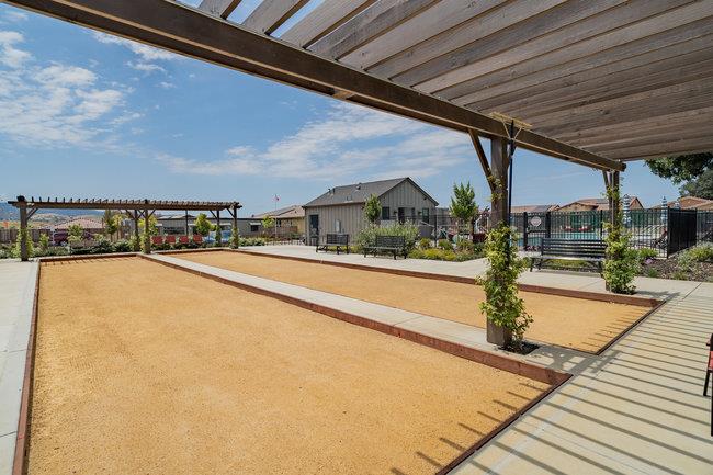 Detail Gallery Image 57 of 70 For 2008 White Oak Dr, Hollister,  CA 95023 - 2 Beds | 2 Baths