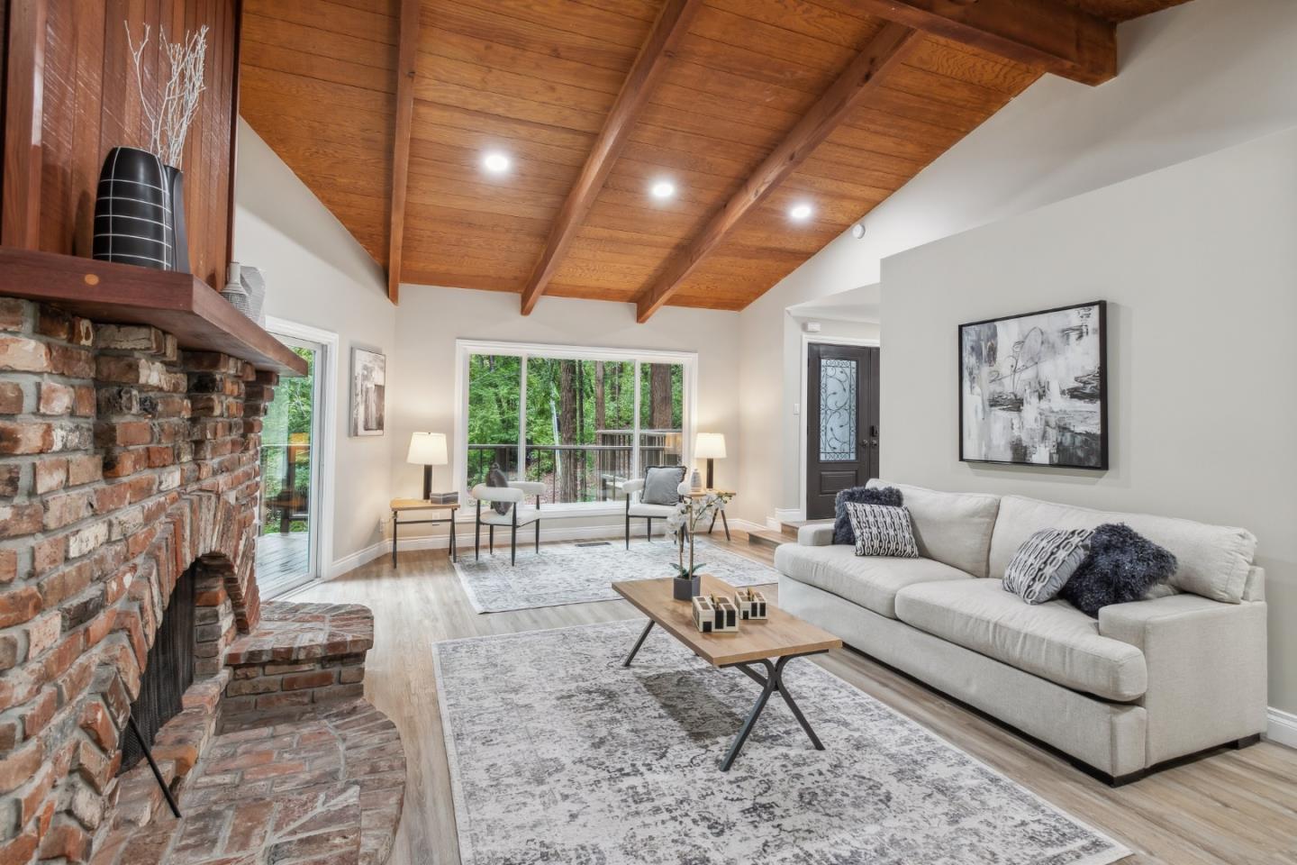 Detail Gallery Image 10 of 52 For 230 Burrell Ct, Los Gatos,  CA 95033 - 3 Beds | 3 Baths