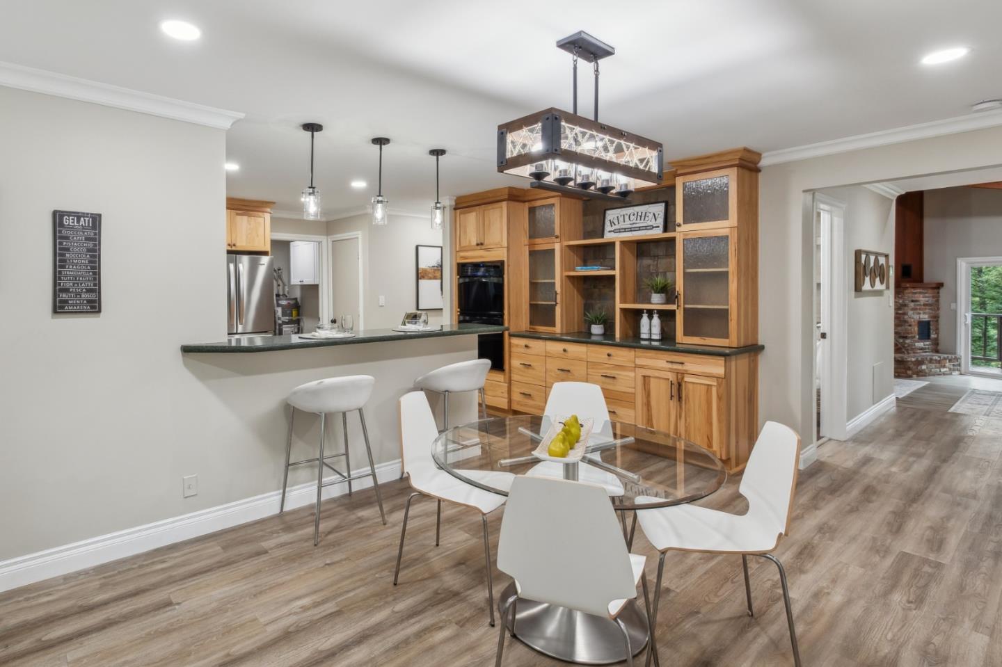 Detail Gallery Image 15 of 52 For 230 Burrell Ct, Los Gatos,  CA 95033 - 3 Beds | 3 Baths