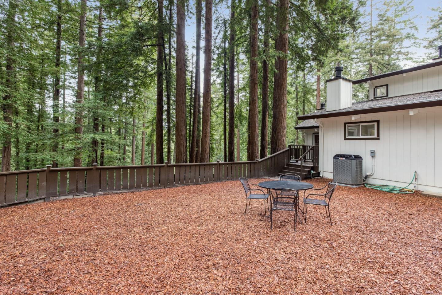 Detail Gallery Image 6 of 52 For 230 Burrell Ct, Los Gatos,  CA 95033 - 3 Beds | 3 Baths