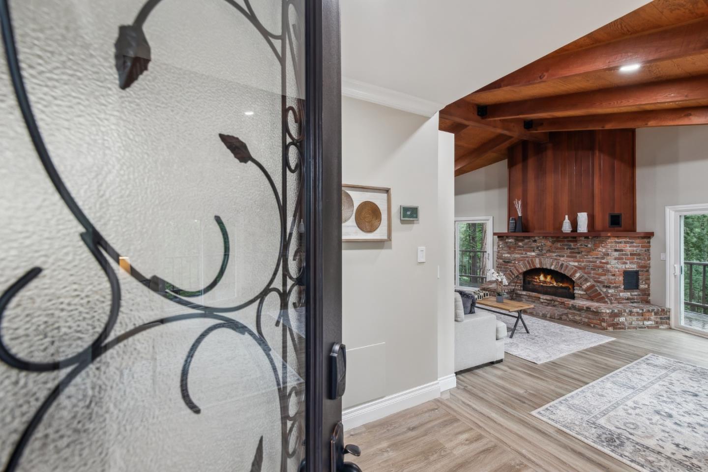 Detail Gallery Image 8 of 52 For 230 Burrell Ct, Los Gatos,  CA 95033 - 3 Beds | 3 Baths