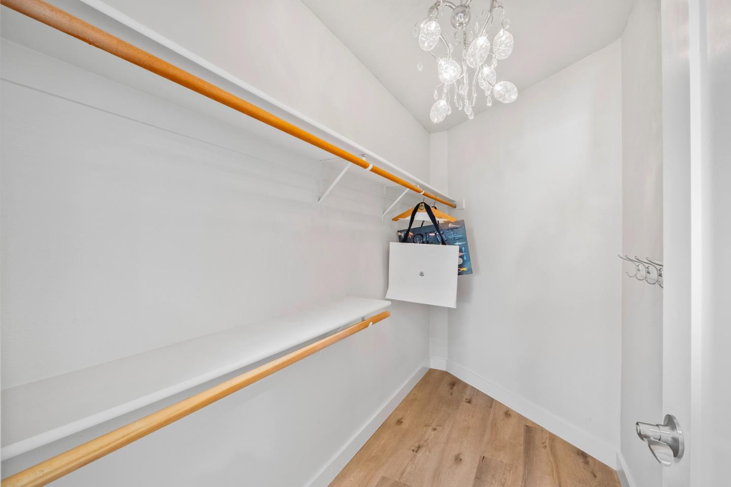 Detail Gallery Image 20 of 37 For 496 W Charleston Rd #302,  Palo Alto,  CA 94306 - 3 Beds | 2 Baths