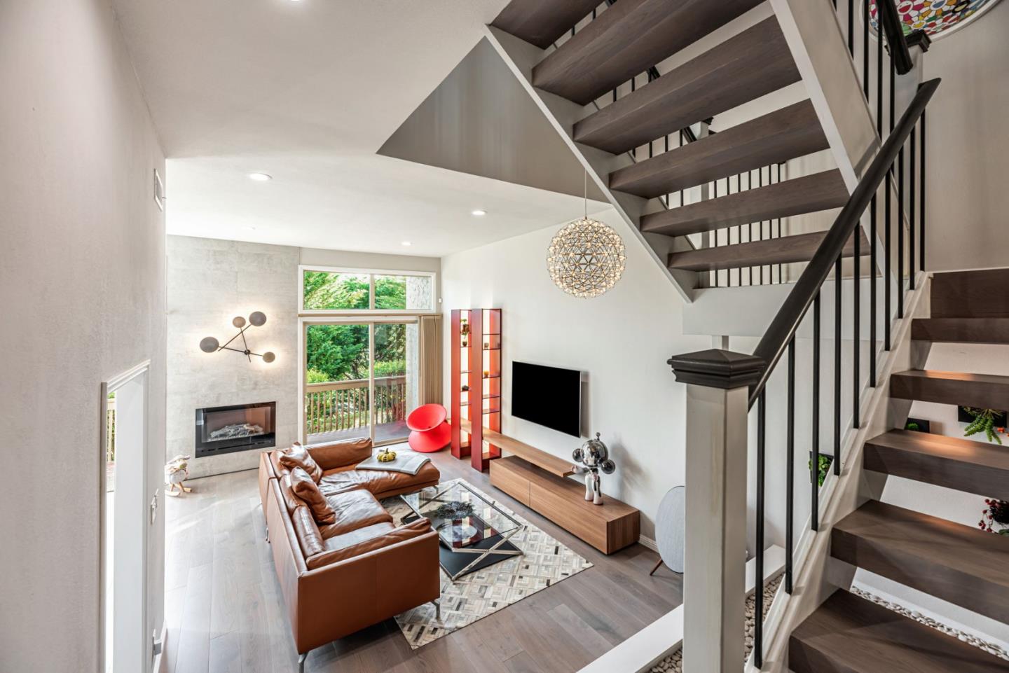 Detail Gallery Image 12 of 33 For 3043 Saint James Rd, Belmont,  CA 94002 - 3 Beds | 2/1 Baths