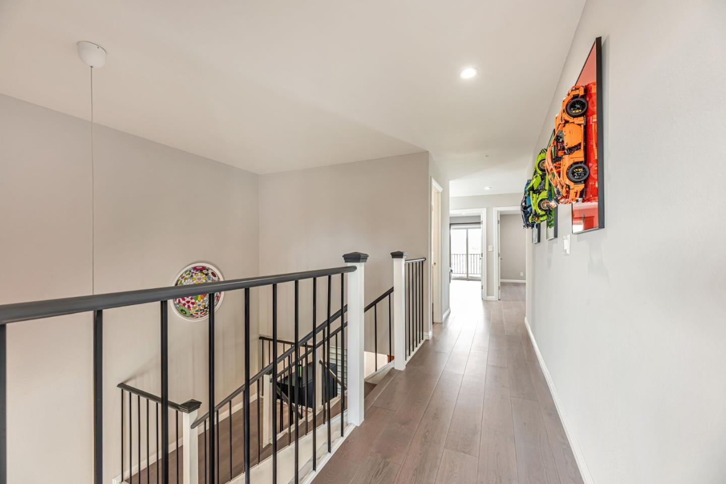 Detail Gallery Image 13 of 33 For 3043 Saint James Rd, Belmont,  CA 94002 - 3 Beds | 2/1 Baths