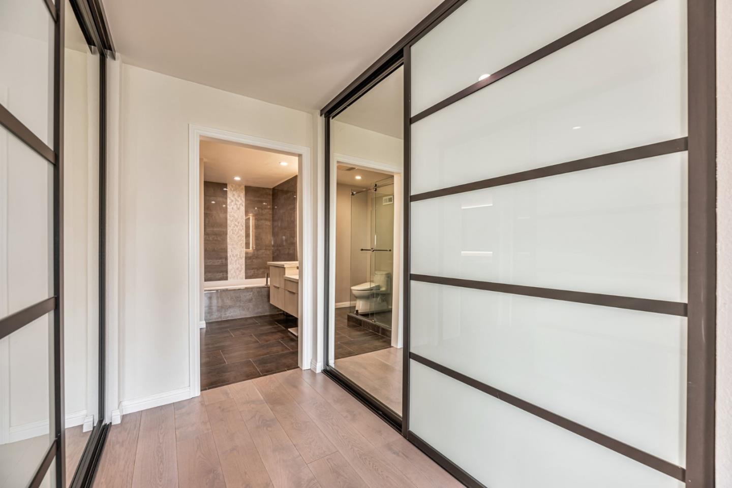 Detail Gallery Image 20 of 33 For 3043 Saint James Rd, Belmont,  CA 94002 - 3 Beds | 2/1 Baths