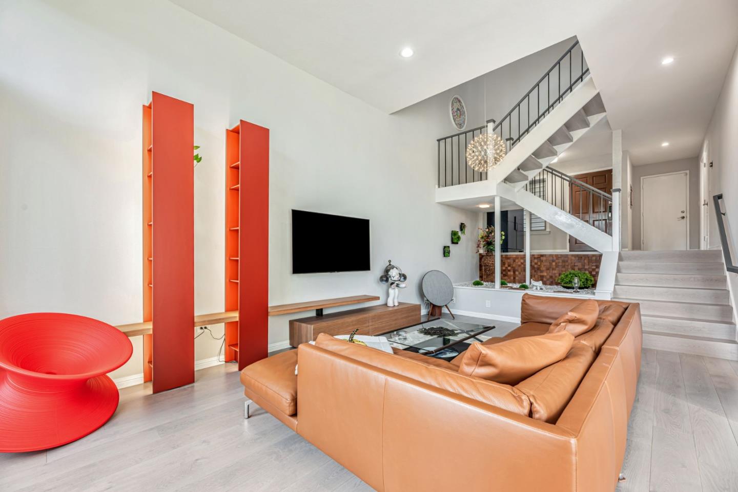 Detail Gallery Image 3 of 33 For 3043 Saint James Rd, Belmont,  CA 94002 - 3 Beds | 2/1 Baths