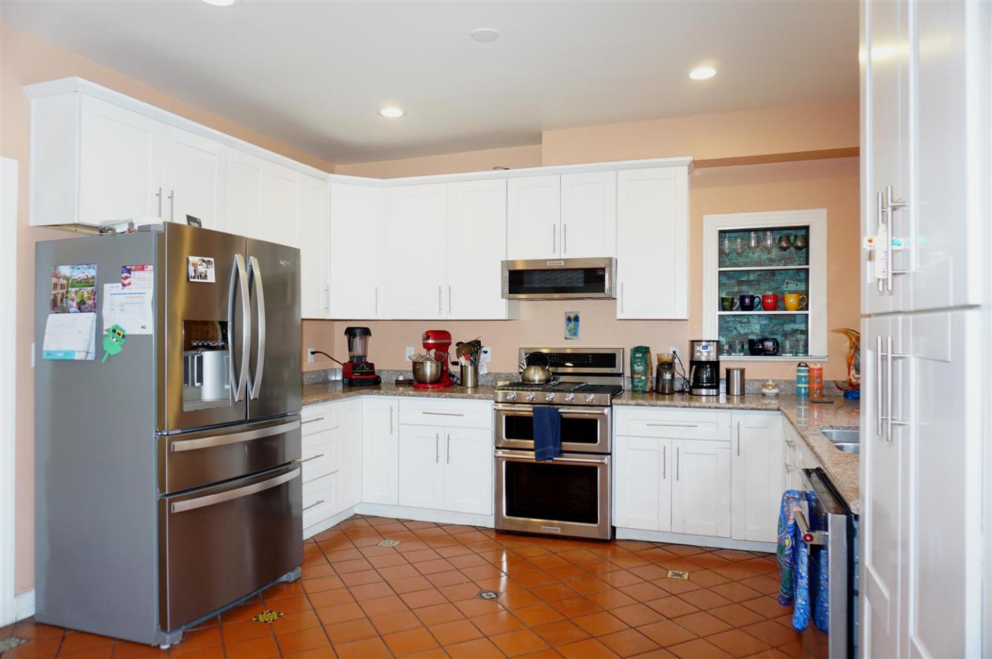 Detail Gallery Image 14 of 31 For 820 Civic Center Dr, Santa Clara,  CA 95050 - 5 Beds | 4 Baths