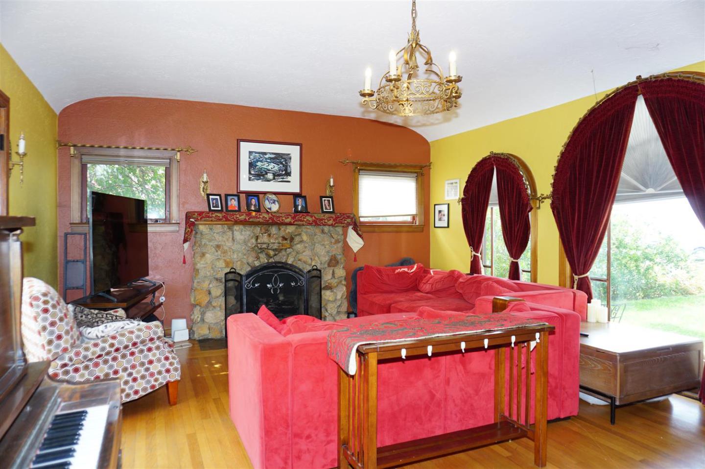 Detail Gallery Image 18 of 31 For 820 Civic Center Dr, Santa Clara,  CA 95050 - 5 Beds | 4 Baths