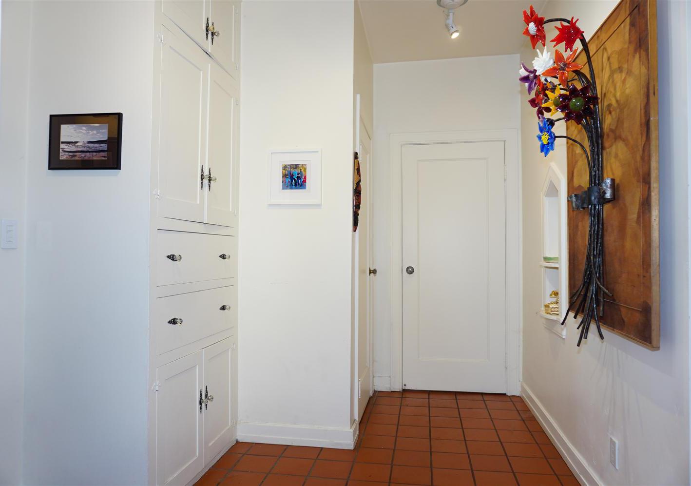 Detail Gallery Image 20 of 31 For 820 Civic Center Dr, Santa Clara,  CA 95050 - 5 Beds | 4 Baths