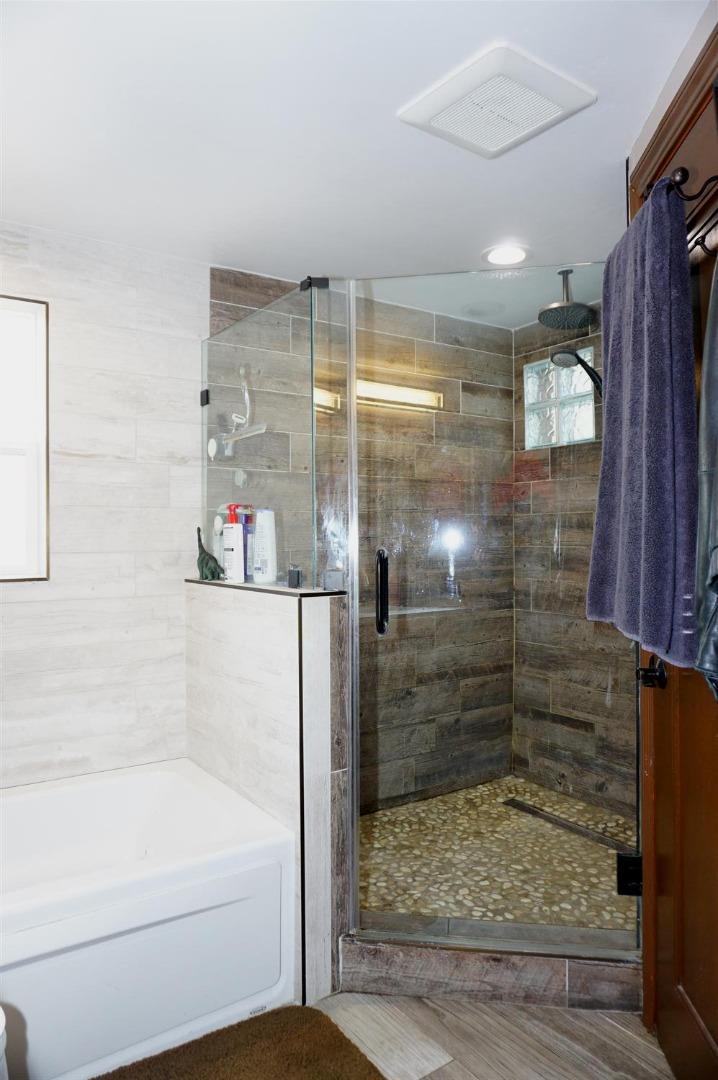 Detail Gallery Image 27 of 31 For 820 Civic Center Dr, Santa Clara,  CA 95050 - 5 Beds | 4 Baths