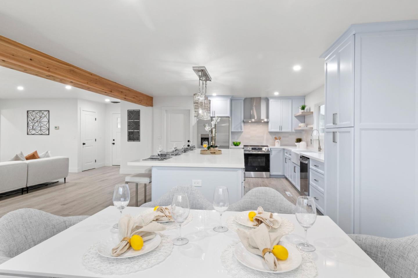 Detail Gallery Image 17 of 43 For 1335 Dentwood Dr, San Jose,  CA 95118 - 4 Beds | 2 Baths