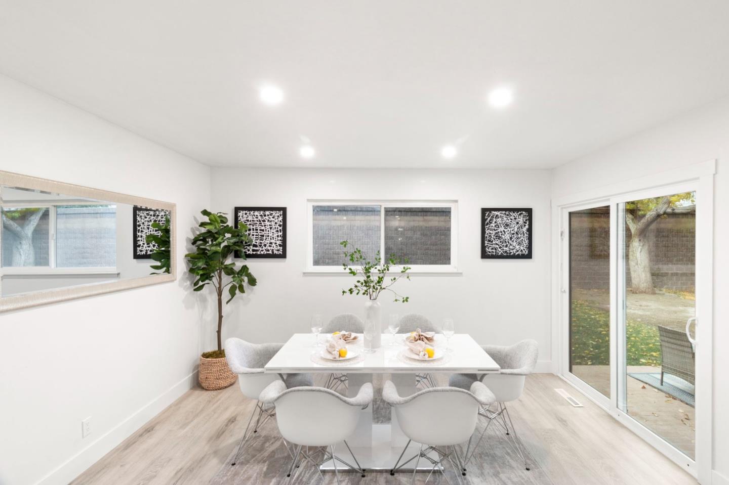 Detail Gallery Image 28 of 43 For 1335 Dentwood Dr, San Jose,  CA 95118 - 4 Beds | 2 Baths