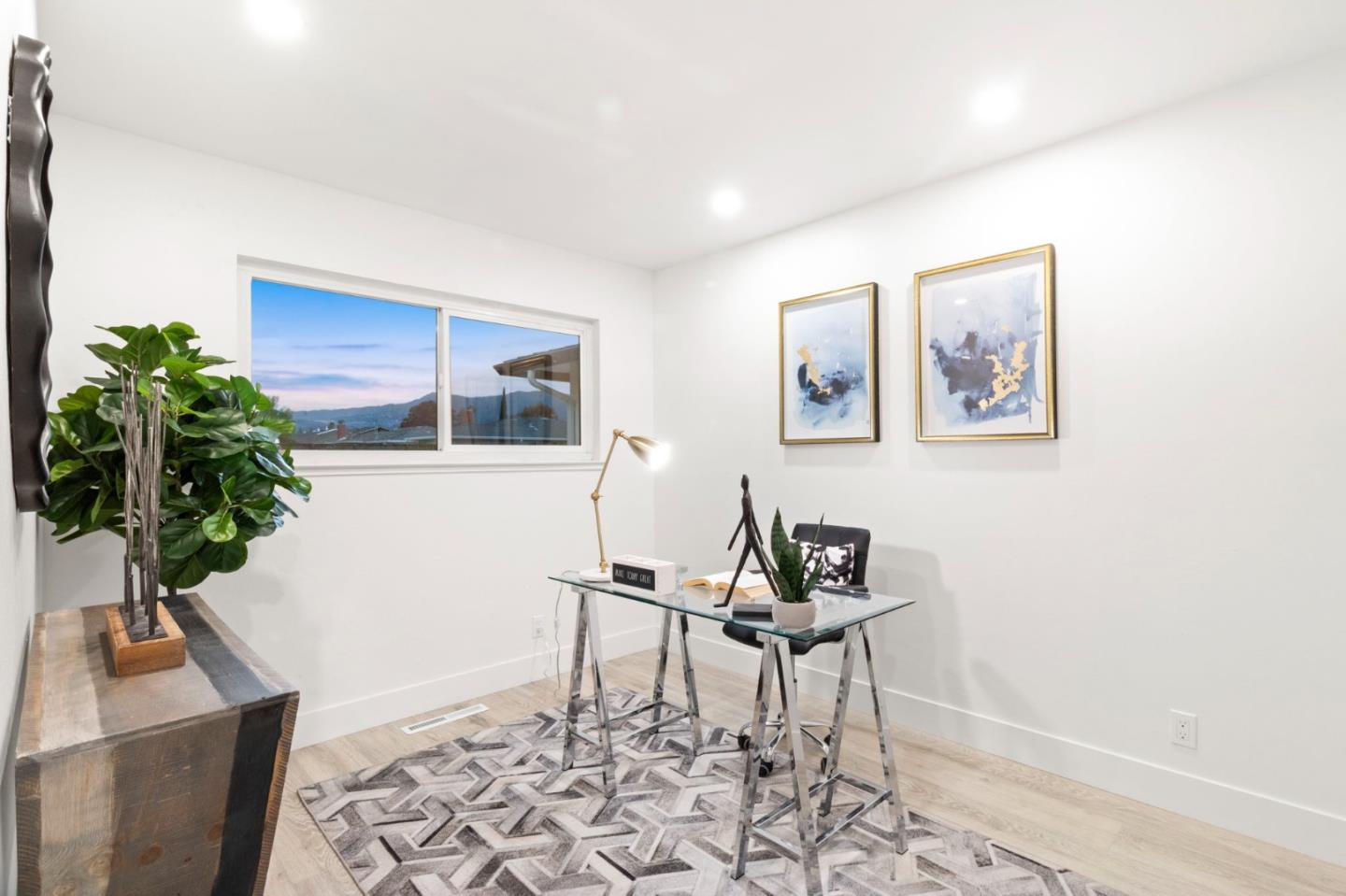 Detail Gallery Image 33 of 43 For 1335 Dentwood Dr, San Jose,  CA 95118 - 4 Beds | 2 Baths