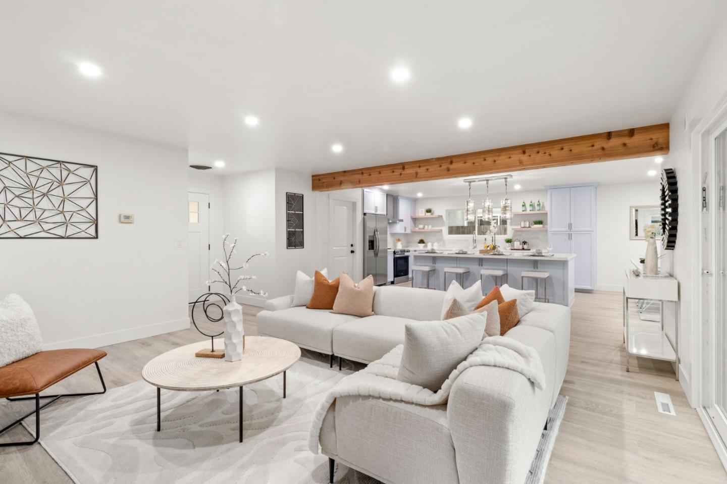 Detail Gallery Image 5 of 43 For 1335 Dentwood Dr, San Jose,  CA 95118 - 4 Beds | 2 Baths