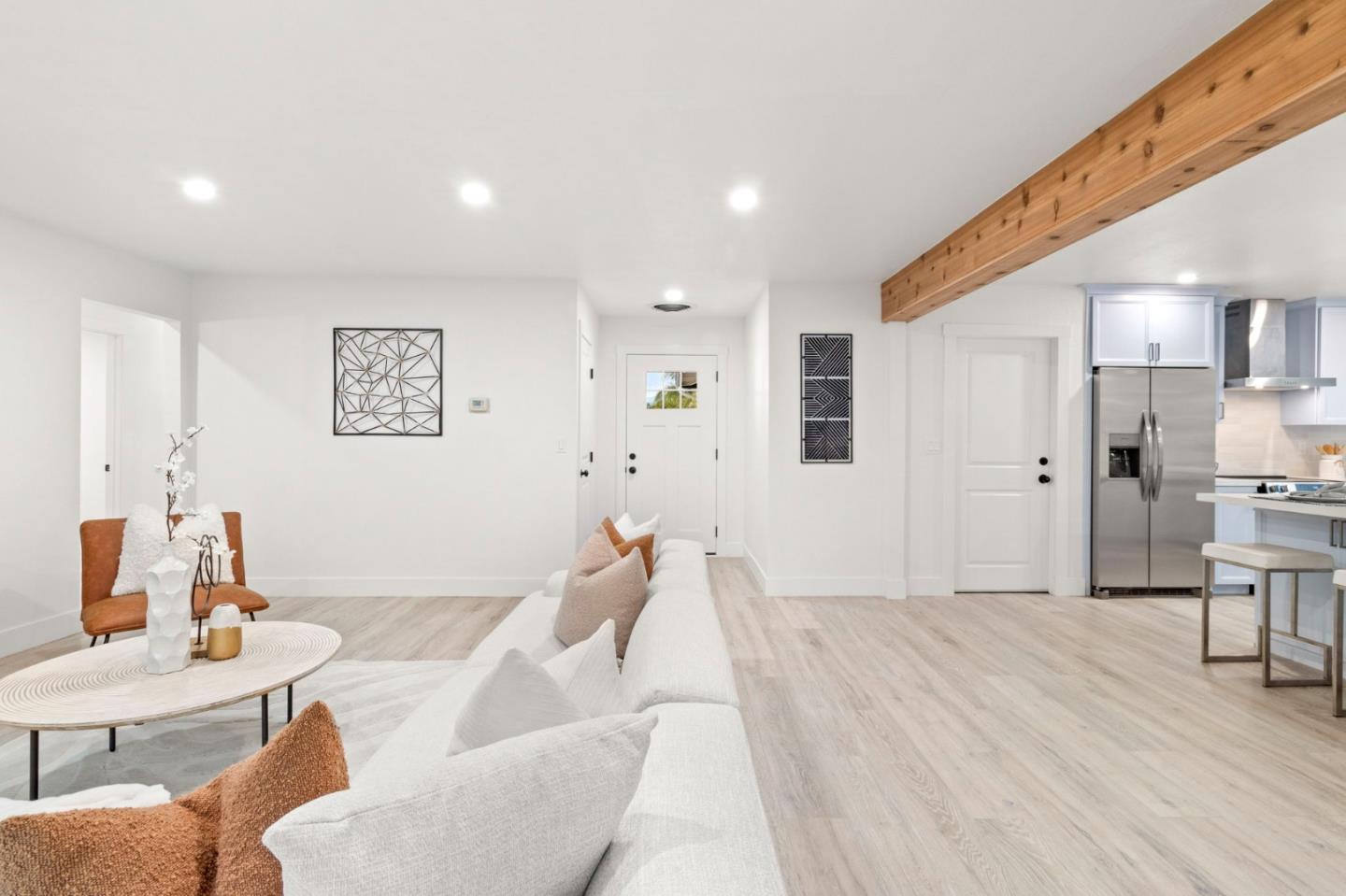 Detail Gallery Image 6 of 43 For 1335 Dentwood Dr, San Jose,  CA 95118 - 4 Beds | 2 Baths