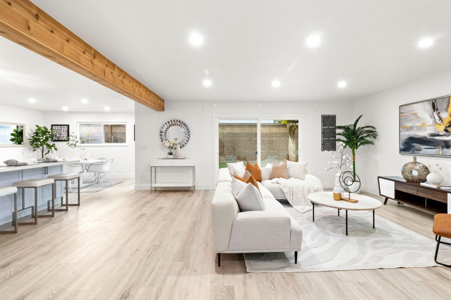 Detail Gallery Image 8 of 43 For 1335 Dentwood Dr, San Jose,  CA 95118 - 4 Beds | 2 Baths