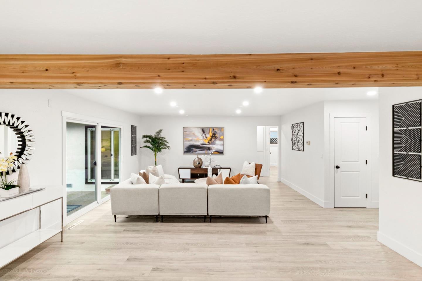Detail Gallery Image 9 of 43 For 1335 Dentwood Dr, San Jose,  CA 95118 - 4 Beds | 2 Baths