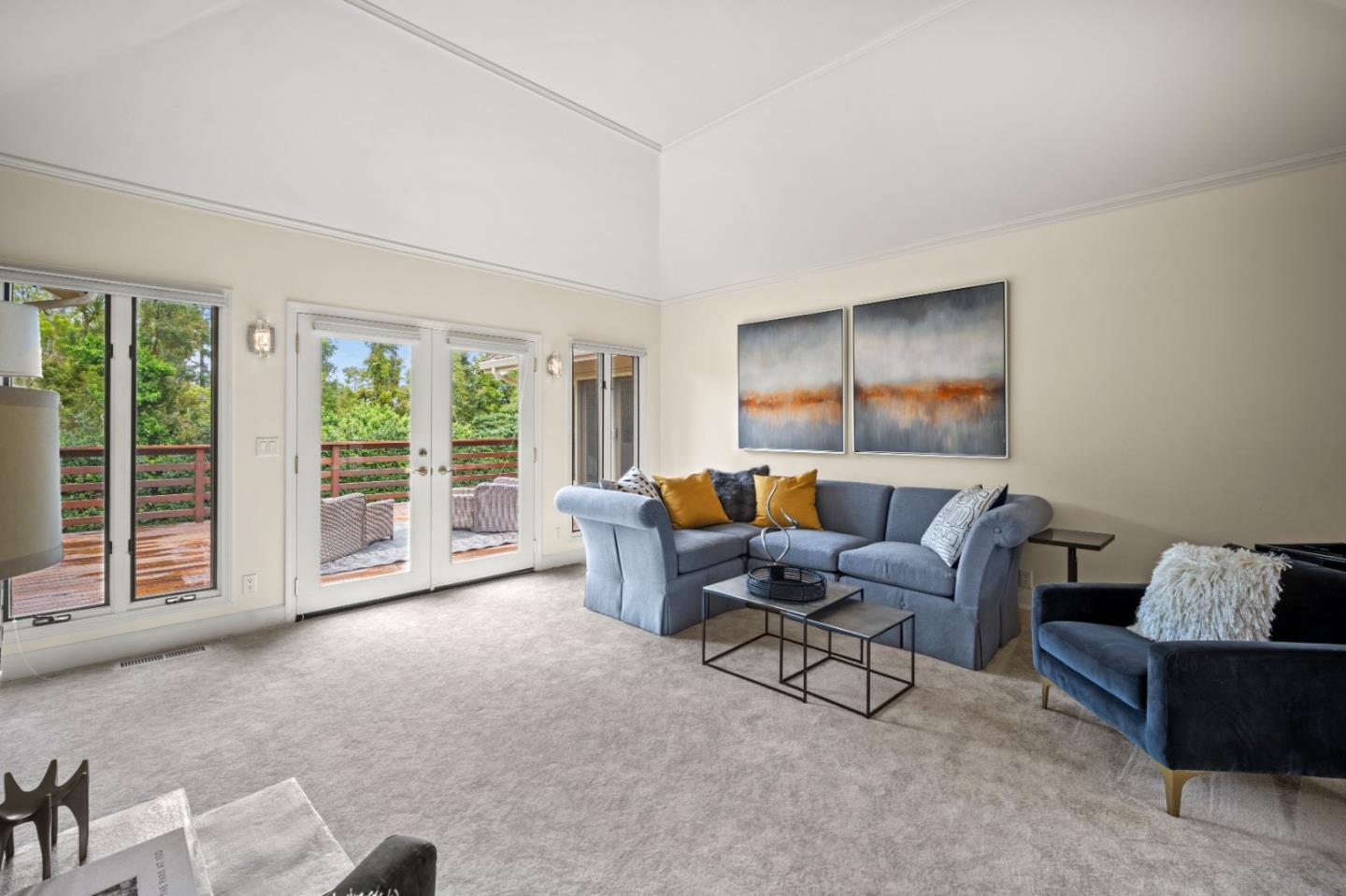 Detail Gallery Image 13 of 43 For 4055 Sunset Ln, Pebble Beach,  CA 93953 - 4 Beds | 2/1 Baths