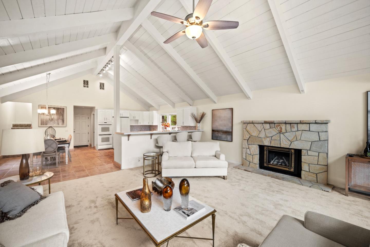 Detail Gallery Image 19 of 43 For 4055 Sunset Ln, Pebble Beach,  CA 93953 - 4 Beds | 2/1 Baths
