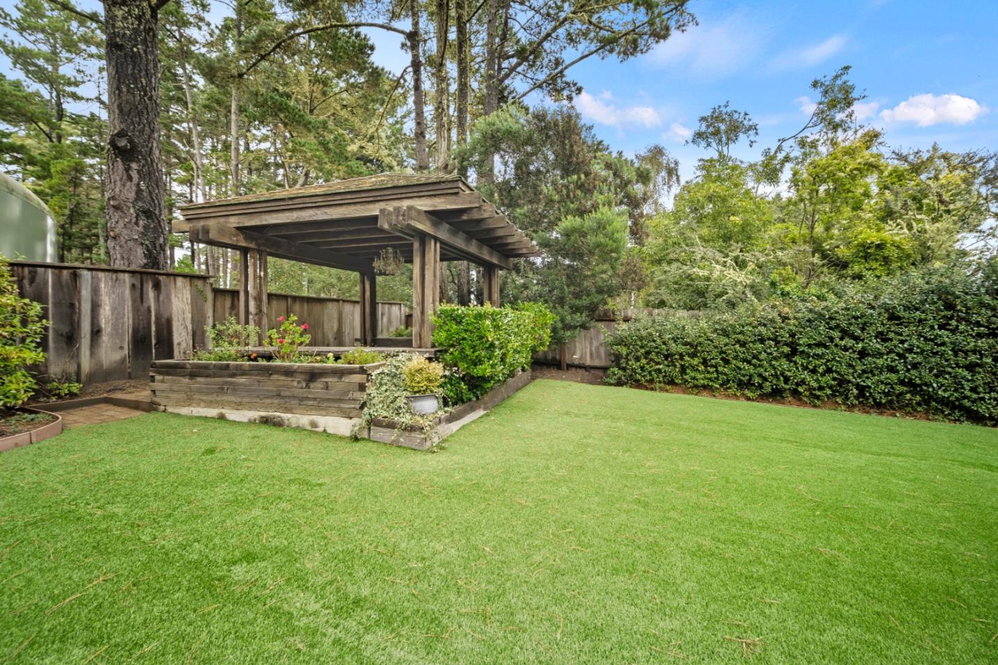 Detail Gallery Image 2 of 43 For 4055 Sunset Ln, Pebble Beach,  CA 93953 - 4 Beds | 2/1 Baths