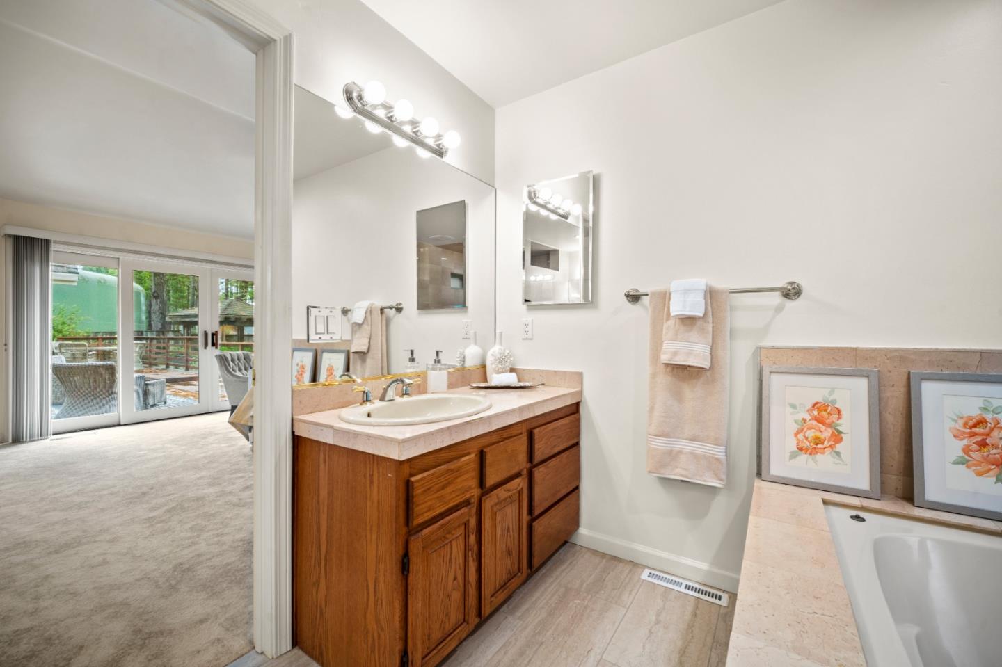 Detail Gallery Image 25 of 43 For 4055 Sunset Ln, Pebble Beach,  CA 93953 - 4 Beds | 2/1 Baths