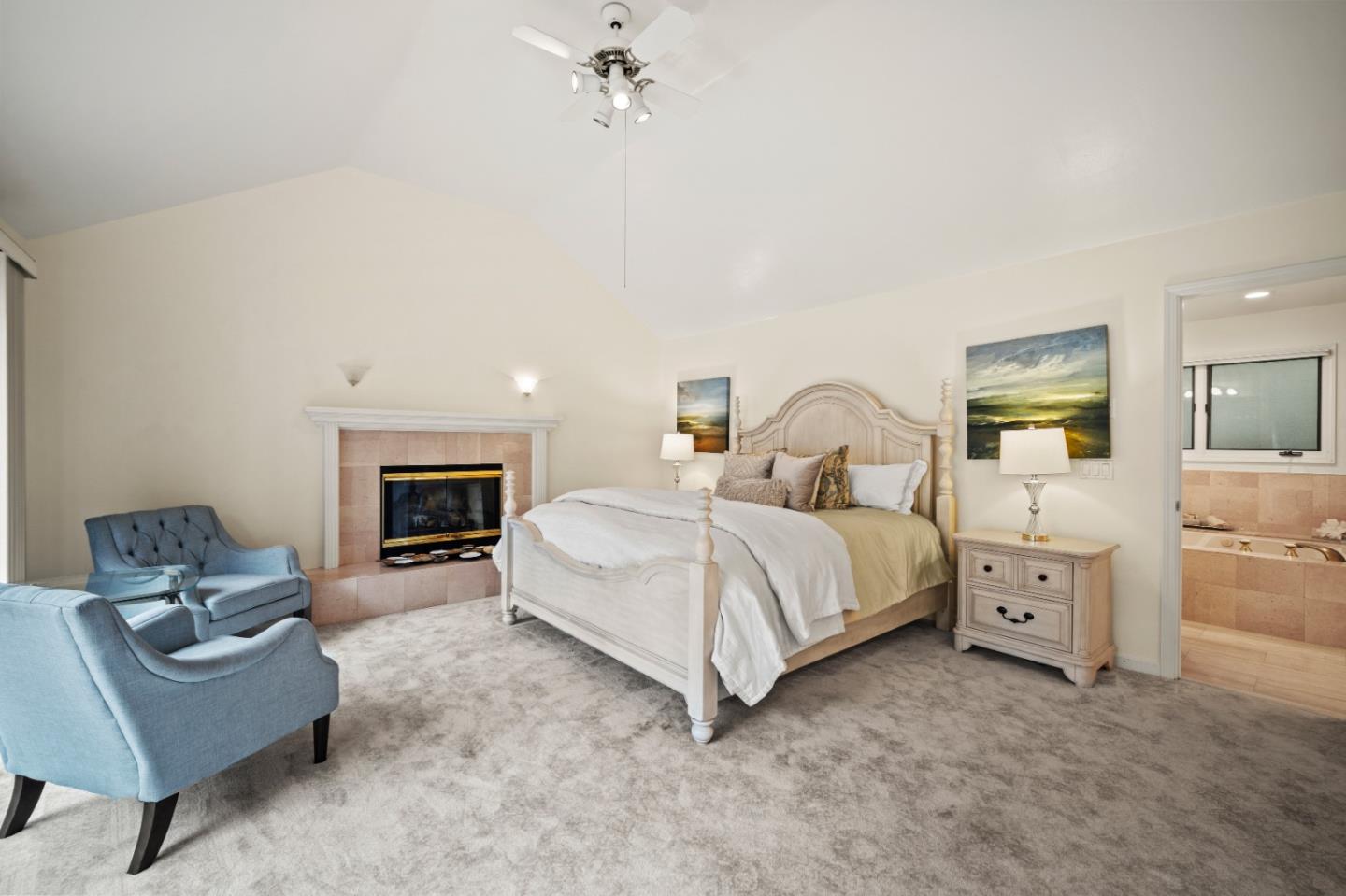 Detail Gallery Image 26 of 43 For 4055 Sunset Ln, Pebble Beach,  CA 93953 - 4 Beds | 2/1 Baths