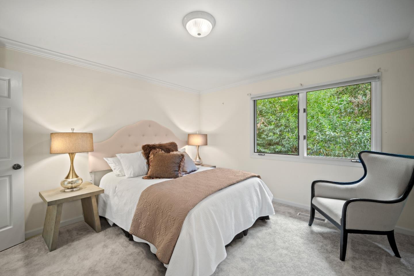 Detail Gallery Image 28 of 43 For 4055 Sunset Ln, Pebble Beach,  CA 93953 - 4 Beds | 2/1 Baths