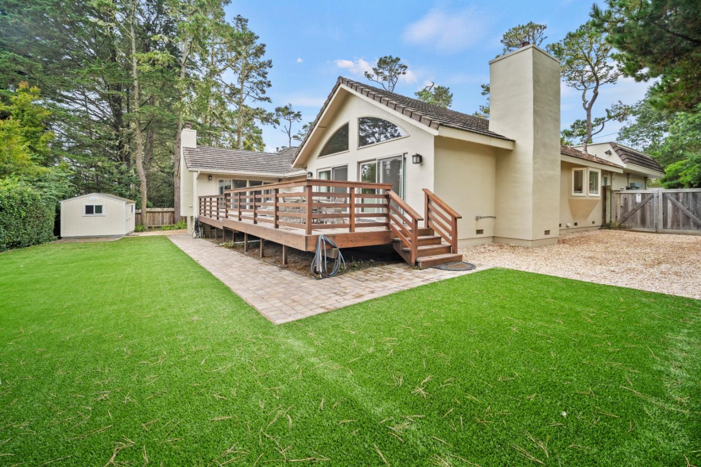 Detail Gallery Image 42 of 43 For 4055 Sunset Ln, Pebble Beach,  CA 93953 - 4 Beds | 2/1 Baths